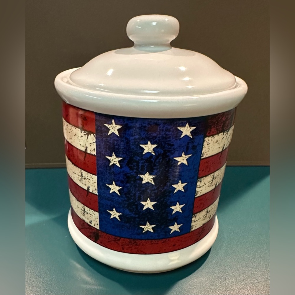 Warren Kimble ‘Colonial’ small canister